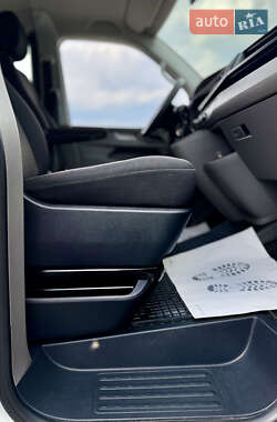 Грузовой фургон Volkswagen Transporter 2021 в 