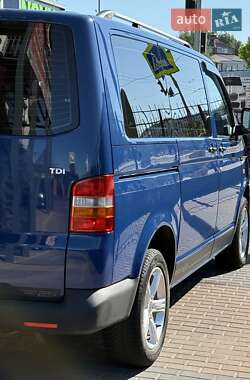 Минивэн Volkswagen Transporter 2005 в 