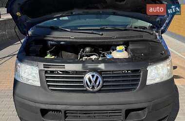 Минивэн Volkswagen Transporter 2005 в 