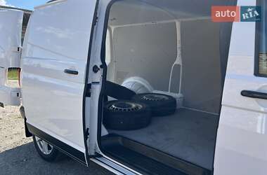 Грузовой фургон Volkswagen Transporter 2015 в 