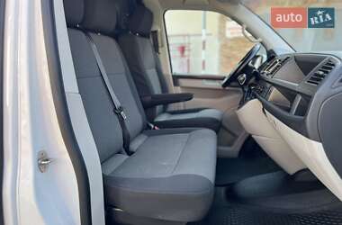 Грузовой фургон Volkswagen Transporter 2015 в 