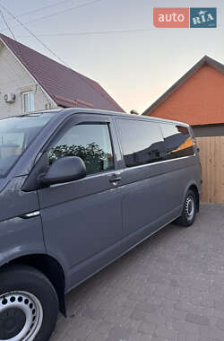 Минивэн Volkswagen Transporter 2017 в 