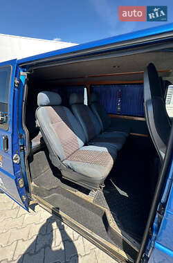 Минивэн Volkswagen Transporter 2001 в 