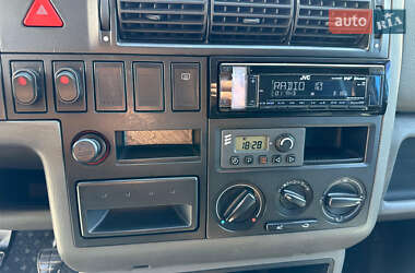 Минивэн Volkswagen Transporter 2001 в 