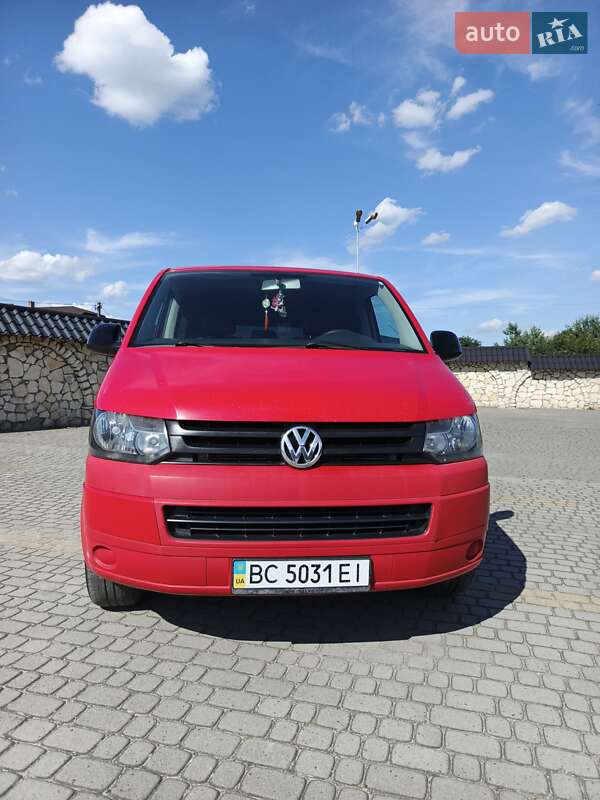 Минивэн Volkswagen Transporter 2010 в Львове