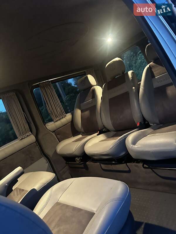Мінівен Volkswagen Transporter 2004 в Надвірній