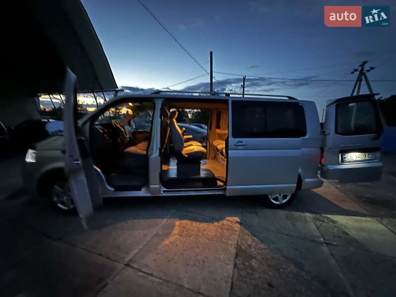Мінівен Volkswagen Transporter 2004 в Надвірній