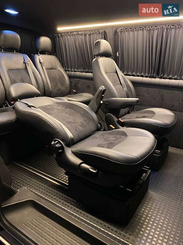 Минивэн Volkswagen Transporter 2018 в Запорожье