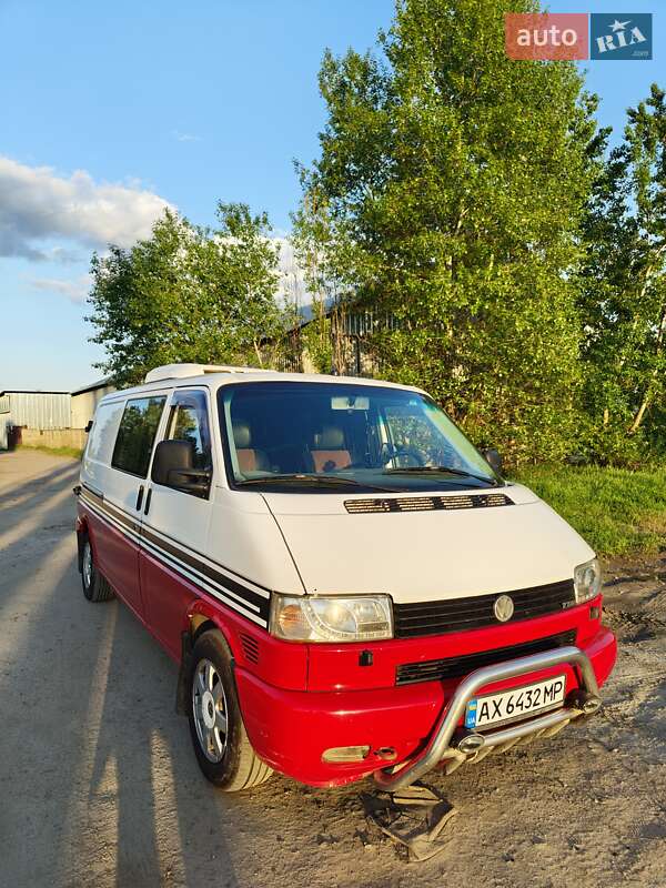 Грузопассажирский фургон Volkswagen Transporter 2000 в Харькове