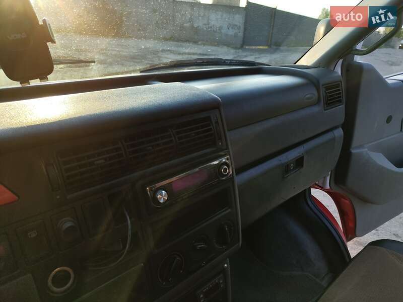 Грузопассажирский фургон Volkswagen Transporter 2000 в Харькове
