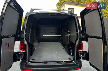 Грузовой фургон Volkswagen Transporter 2023 в 
