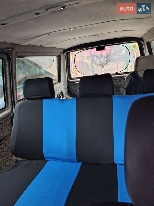 Мінівен Volkswagen Transporter 2001 в Вишгороді фото 5 Мінівен Volkswagen Transporter 2001 в Вишгороді