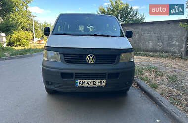 Минивэн Volkswagen Transporter 2003 в Славянске