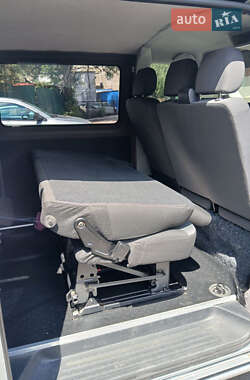 Минивэн Volkswagen Transporter 2015 в 