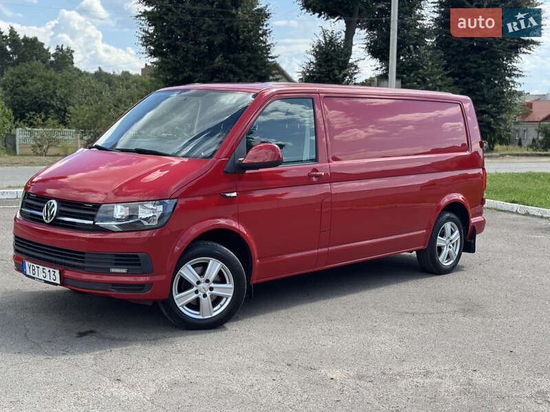 Грузовой фургон Volkswagen Transporter 2016 в Радивилове