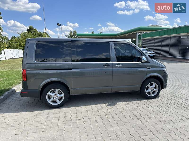 Минивэн Volkswagen Transporter 2016 в Хмельницком