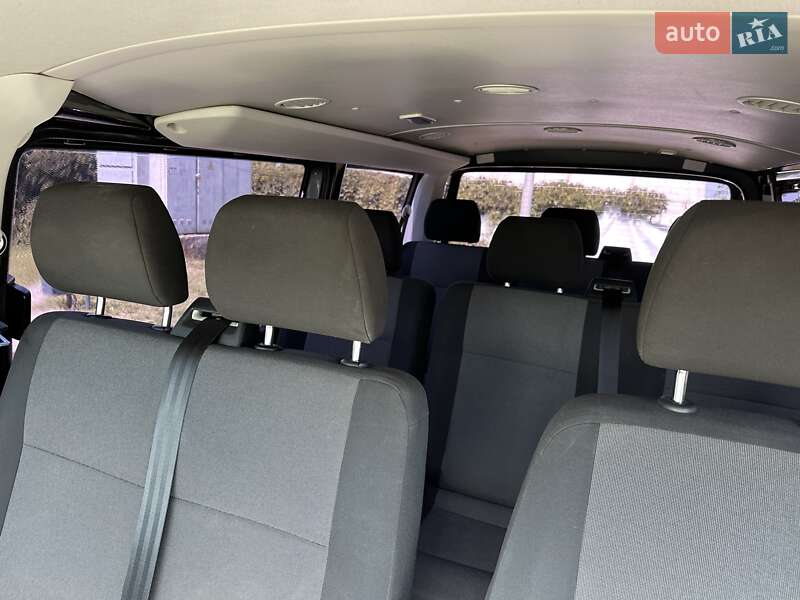 Минивэн Volkswagen Transporter 2016 в Хмельницком