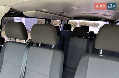 Минивэн Volkswagen Transporter 2016 в 