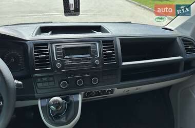 Минивэн Volkswagen Transporter 2016 в 