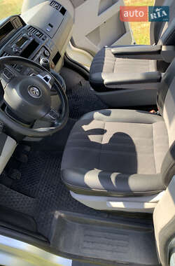 Грузопассажирский фургон Volkswagen Transporter 2013 в 