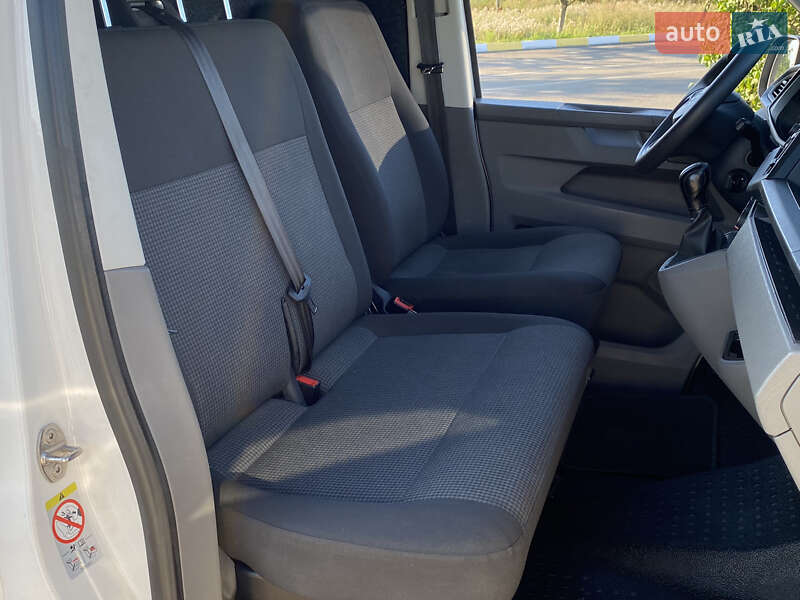 Грузовой фургон Volkswagen Transporter 2020 в Ирпене