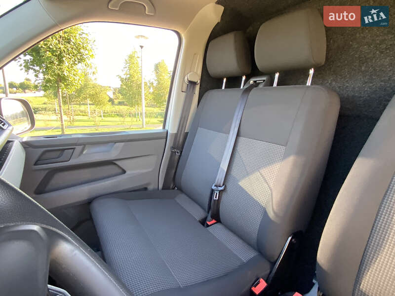 Грузовой фургон Volkswagen Transporter 2020 в Ирпене