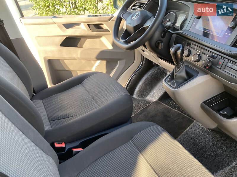 Грузовой фургон Volkswagen Transporter 2020 в Ирпене