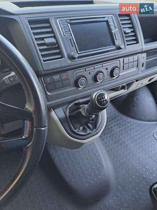 Микроавтобус Volkswagen Transporter 2017 в Ровно