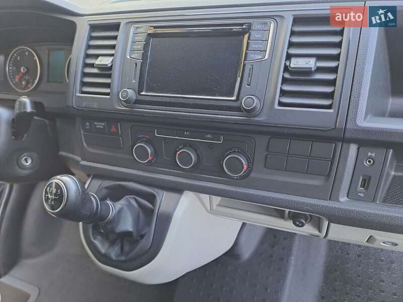 Микроавтобус Volkswagen Transporter 2017 в Ровно
