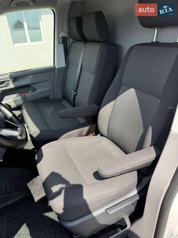 Грузовой фургон Volkswagen Transporter 2021 в Киеве