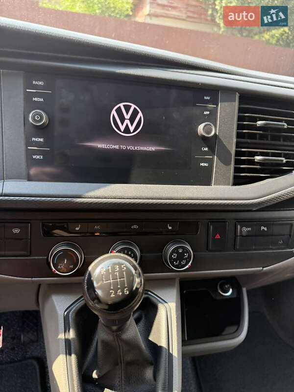 Грузовой фургон Volkswagen Transporter 2021 в Киеве