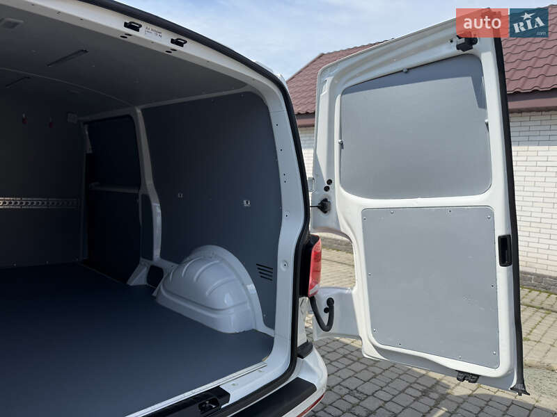Грузовой фургон Volkswagen Transporter 2021 в Киеве