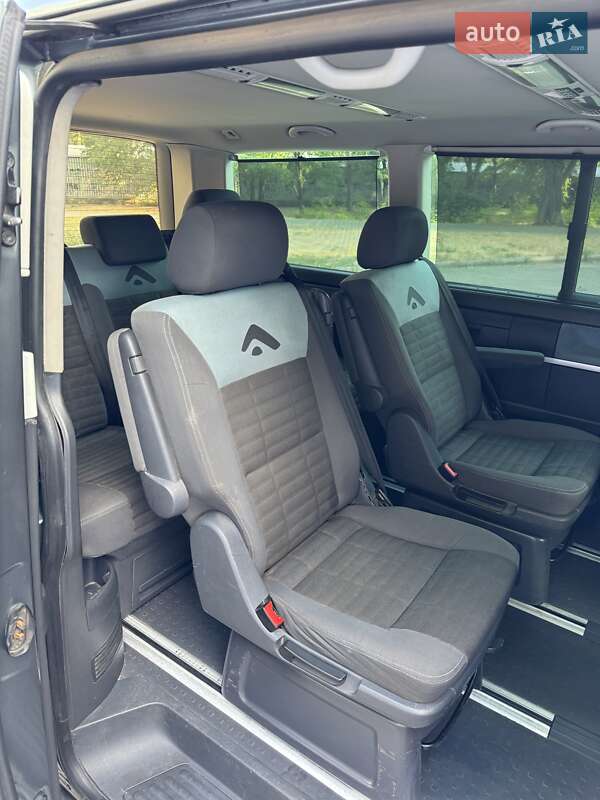 Минивэн Volkswagen Transporter 2005 в Николаеве