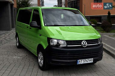Мінівен Volkswagen Transporter 2015 в Івано-Франківську