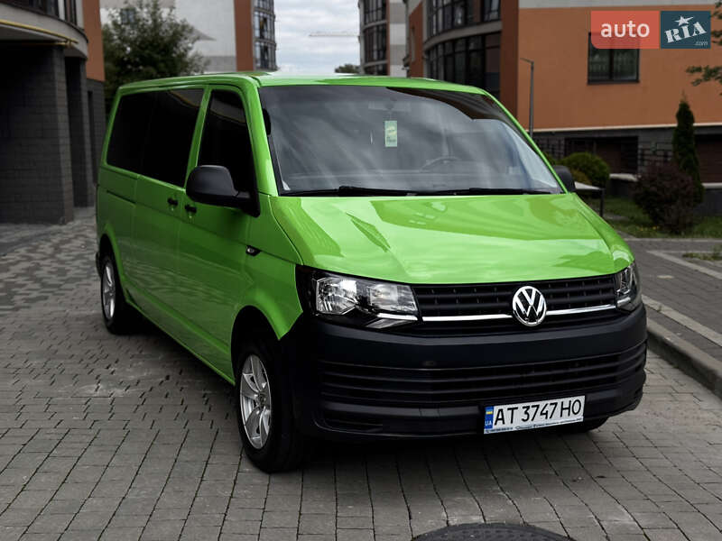 Минивэн Volkswagen Transporter 2015 в 