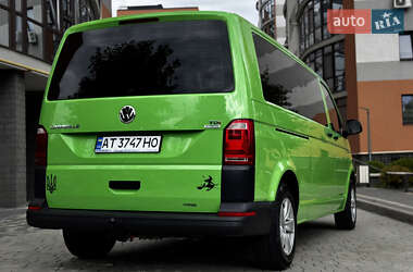 Минивэн Volkswagen Transporter 2015 в 