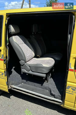 Грузовой фургон Volkswagen Transporter 1999 в 