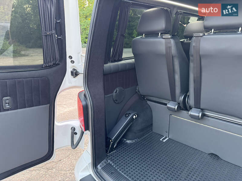 Минивэн Volkswagen Transporter 2020 в Бердичеве