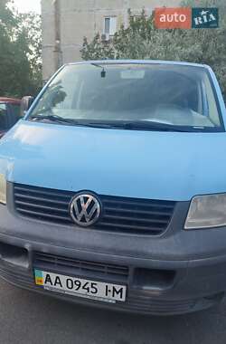 Вантажопасажирський фургон Volkswagen Transporter 2005 в Києві