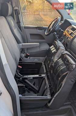 Грузовой фургон Volkswagen Transporter 2006 в 