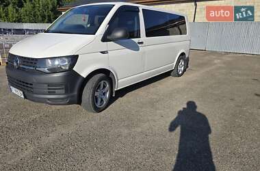 Минивэн Volkswagen Transporter 2016 в 