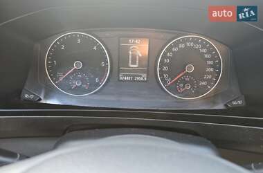 Минивэн Volkswagen Transporter 2016 в 