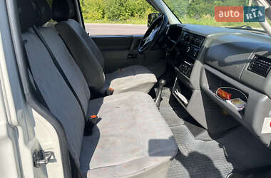 Минивэн Volkswagen Transporter 2000 в 