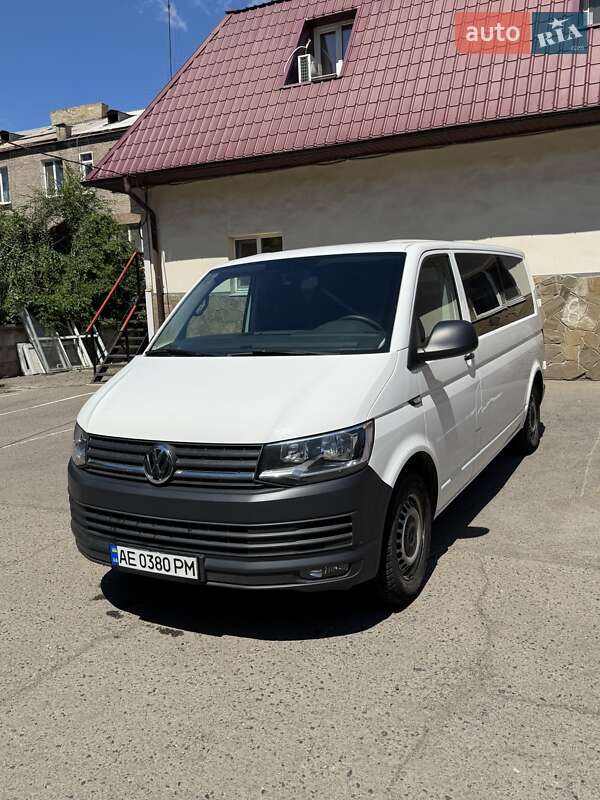 Грузопассажирский фургон Volkswagen Transporter 2016 в Кривом Роге фото Грузопассажирский фургон Volkswagen Transporter 2016 в Кривом Роге
