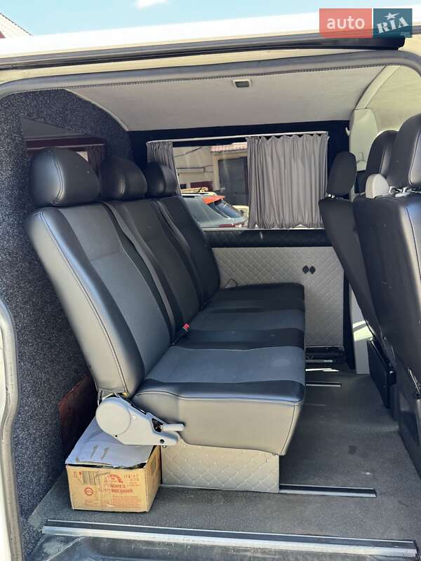 Грузопассажирский фургон Volkswagen Transporter 2016 в Кривом Роге фото 5 Грузопассажирский фургон Volkswagen Transporter 2016 в Кривом Роге