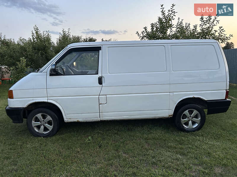 Грузовой фургон Volkswagen Transporter 1995 в Киеве