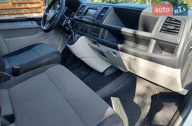 Грузовой фургон Volkswagen Transporter 2016 в 
