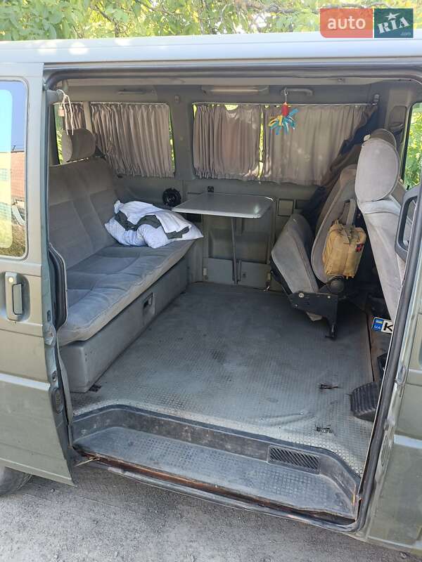 Микроавтобус Volkswagen Transporter 1995 в Киеве