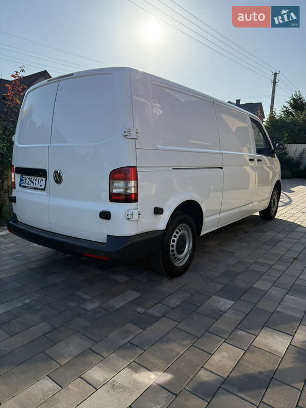 Грузовой фургон Volkswagen Transporter 2014 в Хмельницком