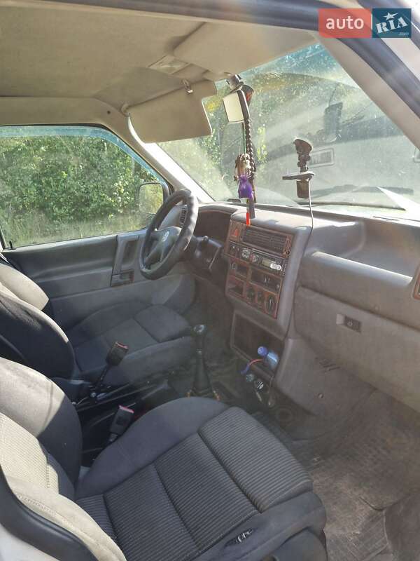 Минивэн Volkswagen Transporter 2001 в Киеве